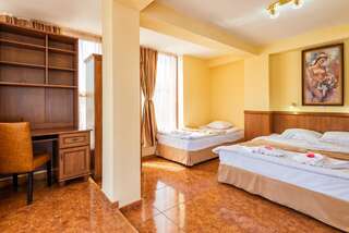 Отель Avenue Hotel Бургас Апартаменты-5