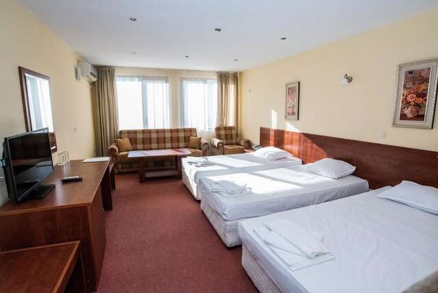 Отель Avenue Hotel Бургас-30