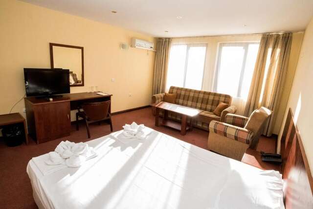 Отель Avenue Hotel Бургас-63